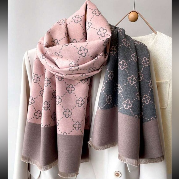 Luxe Classic Faux Cashmere Shawl Scarf Wrap Holiday Fall Winter - Picture 1 of 7